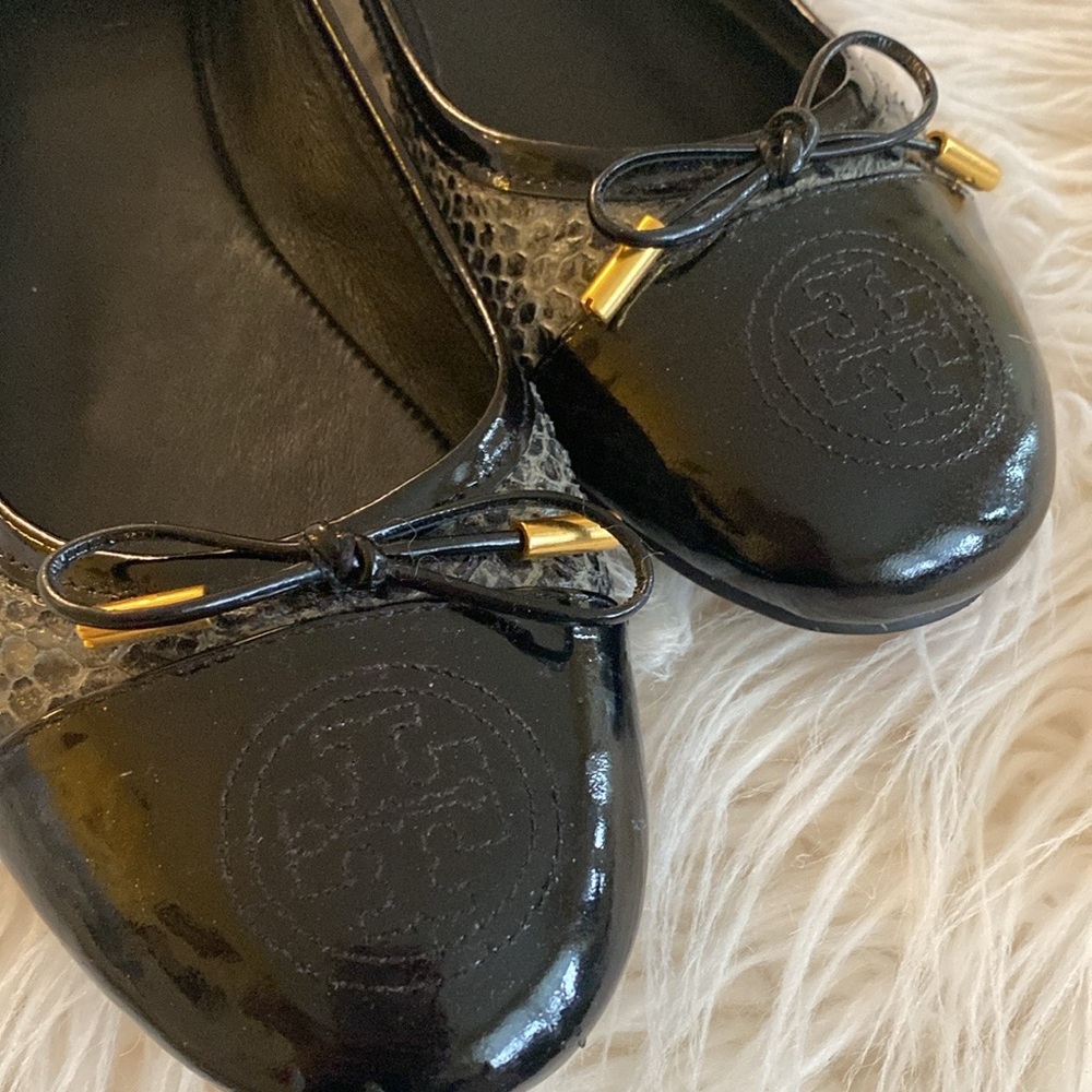 Tory Burch Verbena gray/black sneak-skin cap toe ballets flats